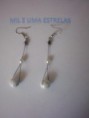 /album/mil-e-uma-estrelas-bijuteria/brincos-branco-e-verde-i-jpg/